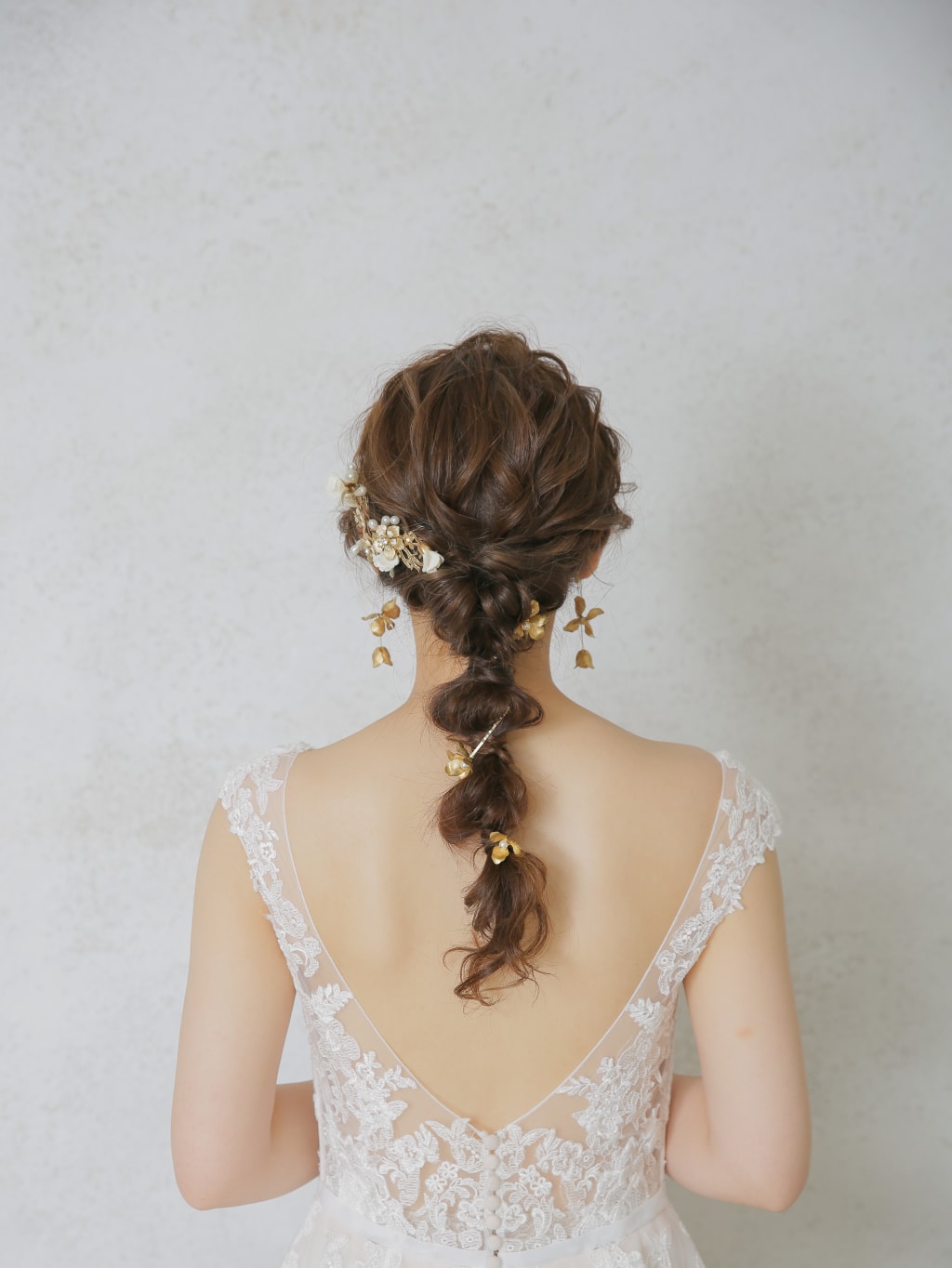 洋装ヘアスタイル | デコルテフォトグラフィー | 前撮り・フォトウェディング