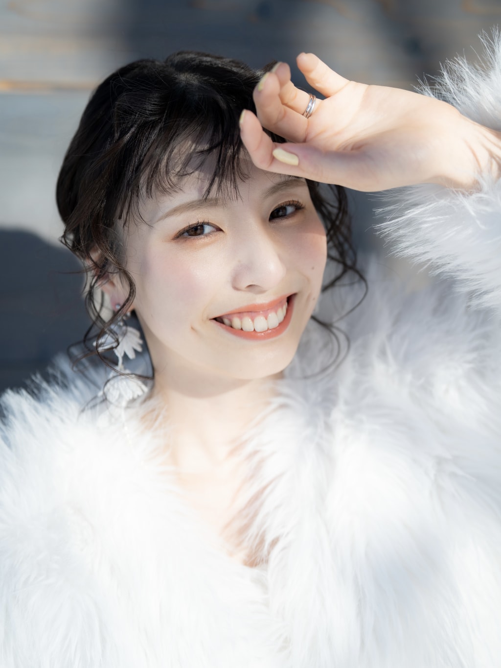 くるくる前髪 | デコルテフォトグラフィー | 前撮り・フォトウェディング