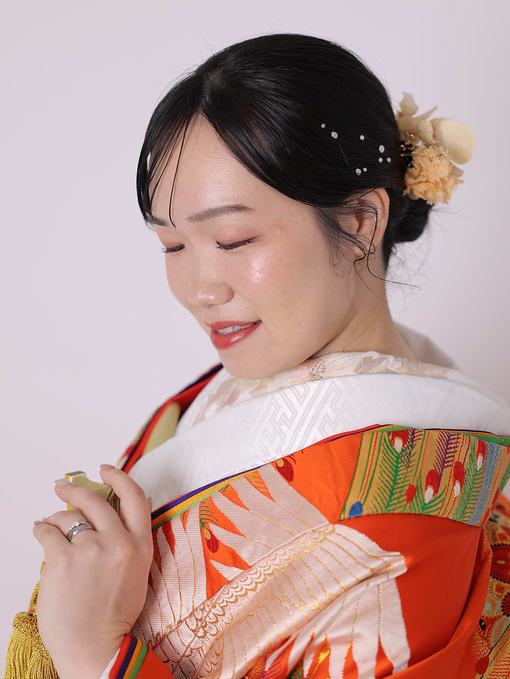 つるっとアレンジシニヨン | デコルテフォトグラフィー | 前撮り・フォトウェディング