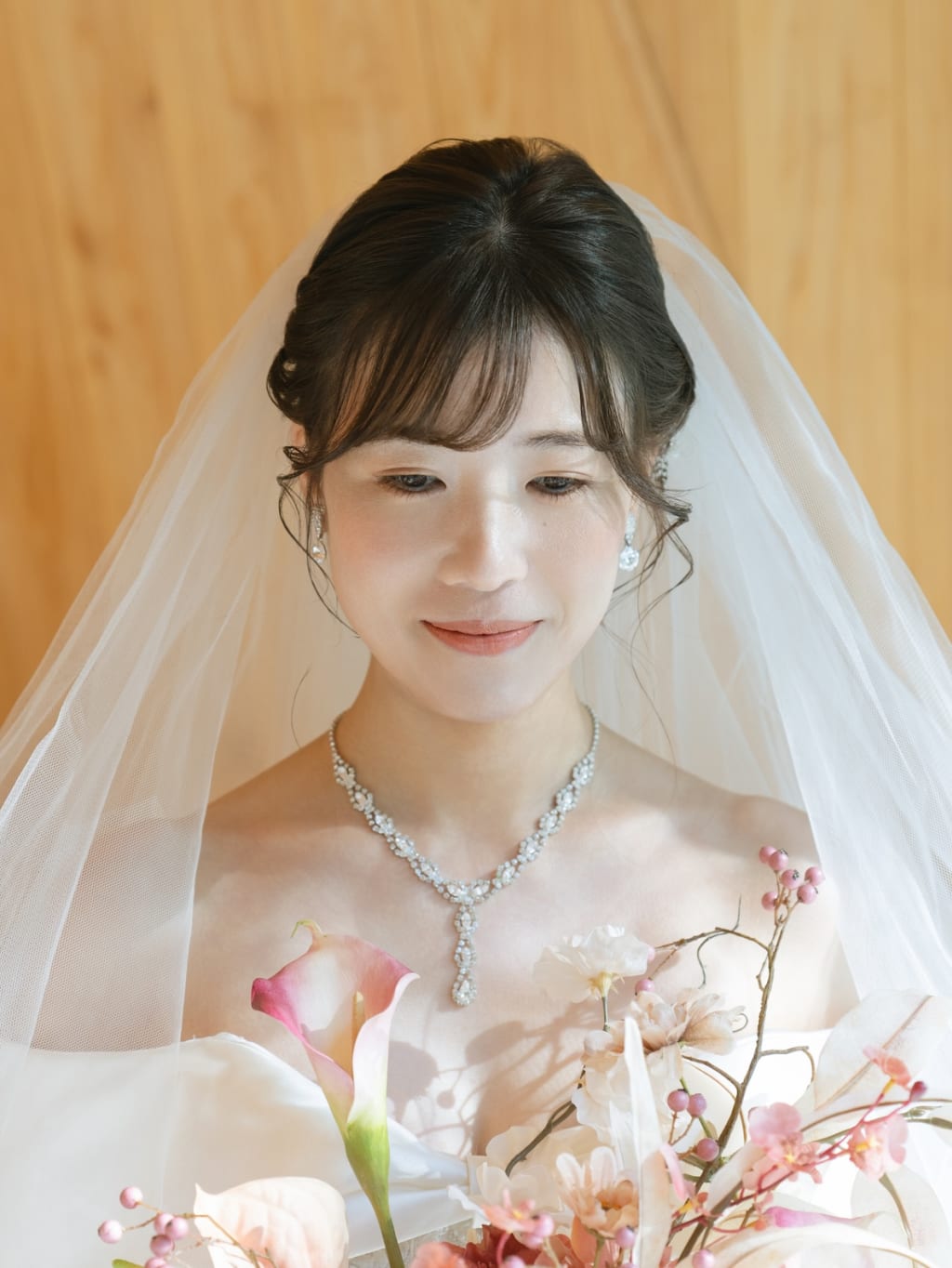 洋装ヘアスタイル | デコルテフォトグラフィー | 前撮り・フォトウェディング