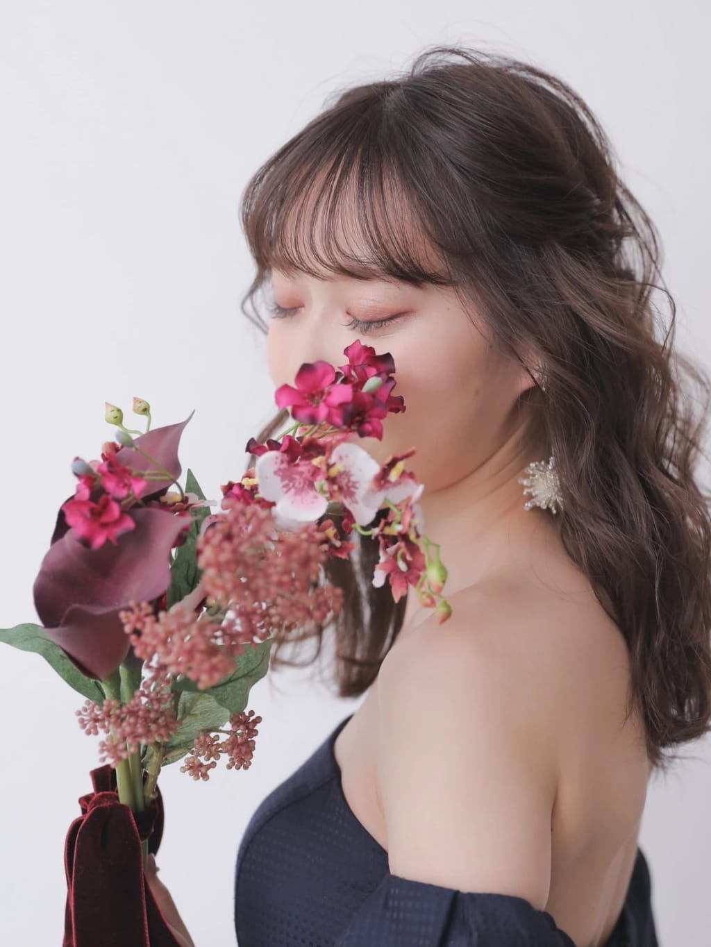 洋装ヘアスタイル | デコルテフォトグラフィー | 前撮り・フォトウェディング