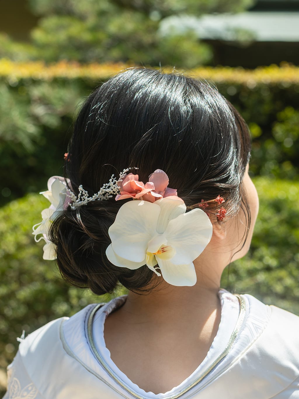 ナチュラルシニヨン | デコルテフォトグラフィー | 前撮り・フォトウェディング