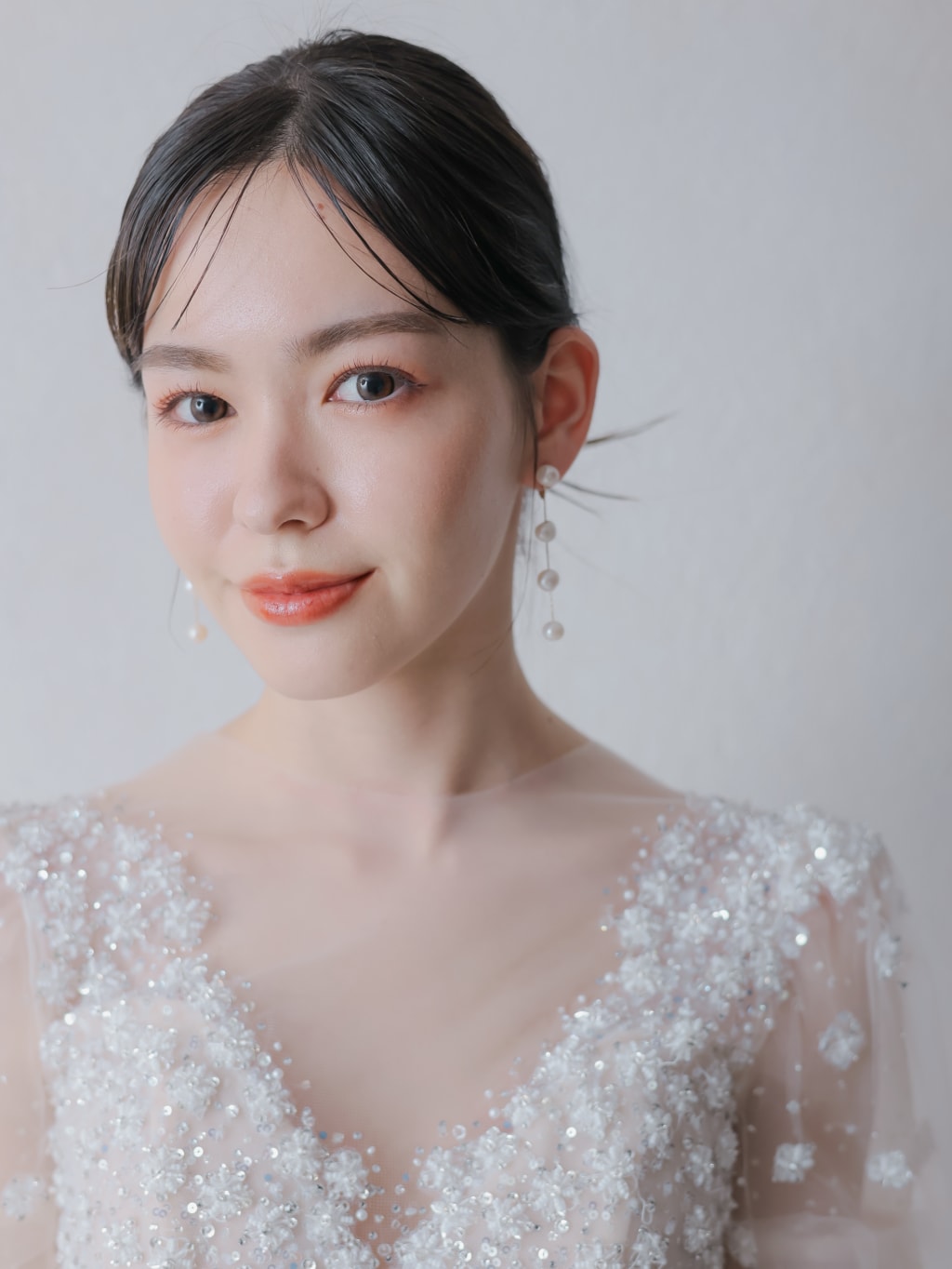 洋装ヘアスタイル | デコルテフォトグラフィー | 前撮り・フォトウェディング