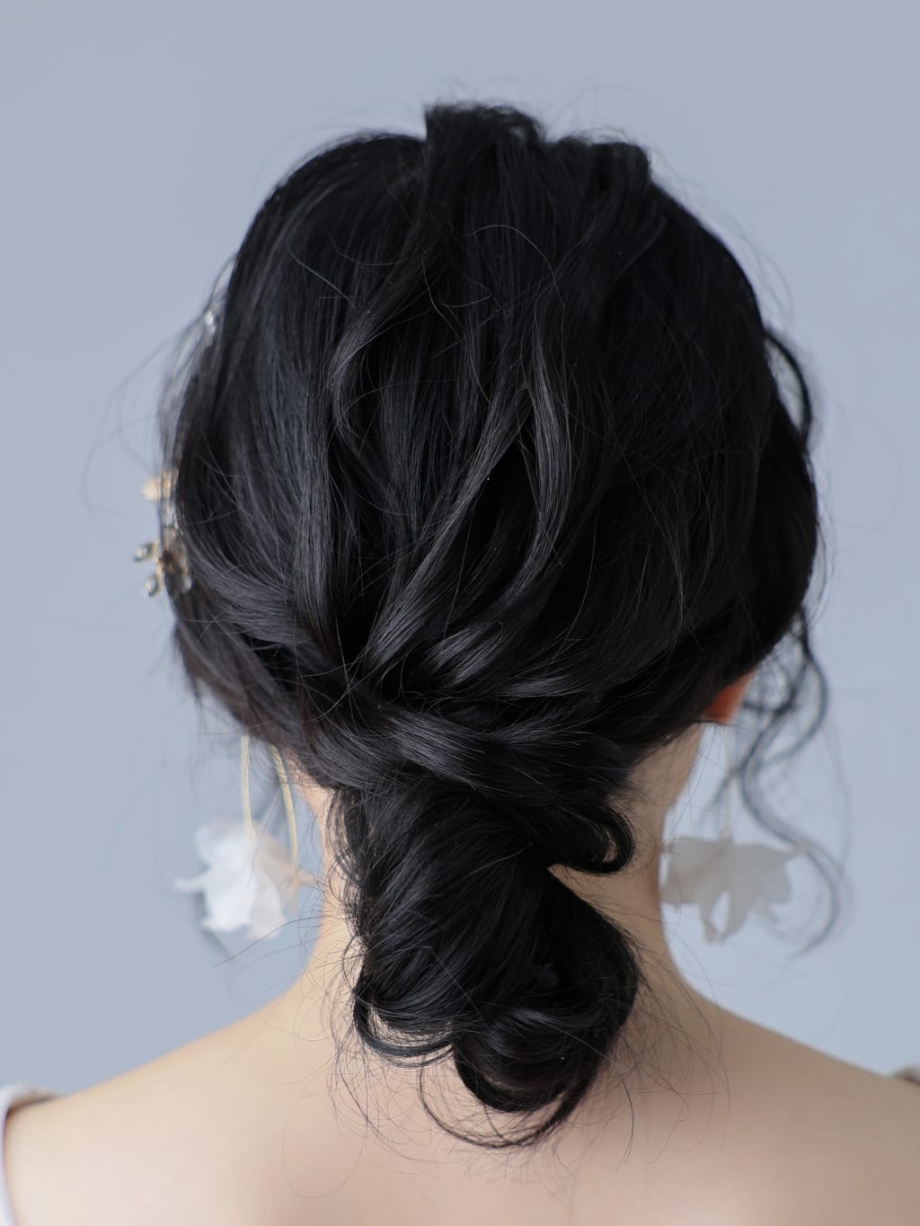 洋装ヘアスタイル | デコルテフォトグラフィー | 前撮り・フォトウェディング