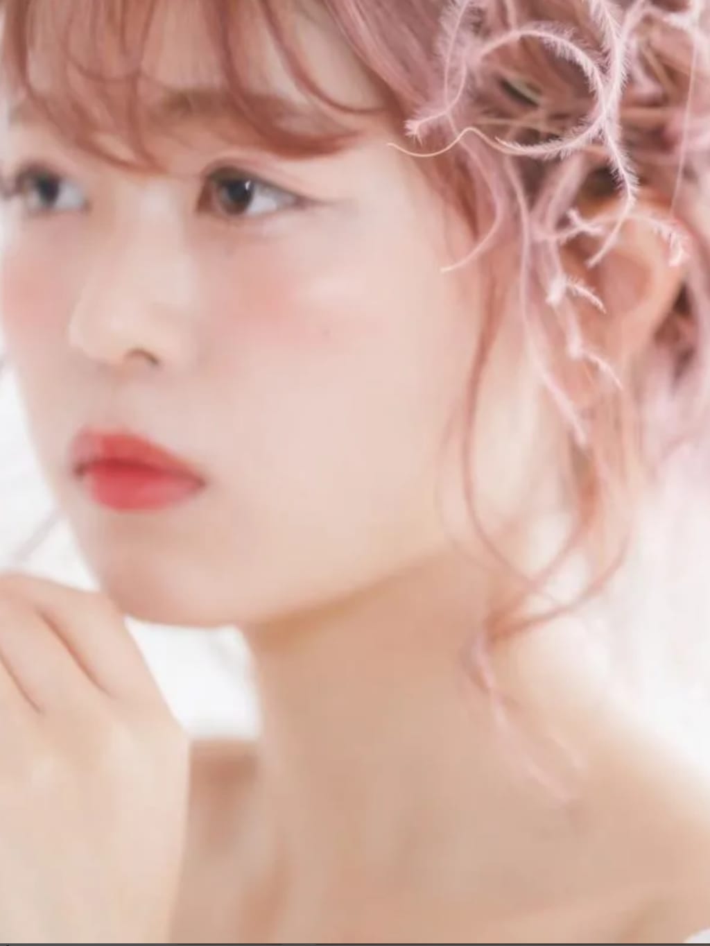 ゆるふわシニョン | デコルテフォトグラフィー | 前撮り・フォトウェディング