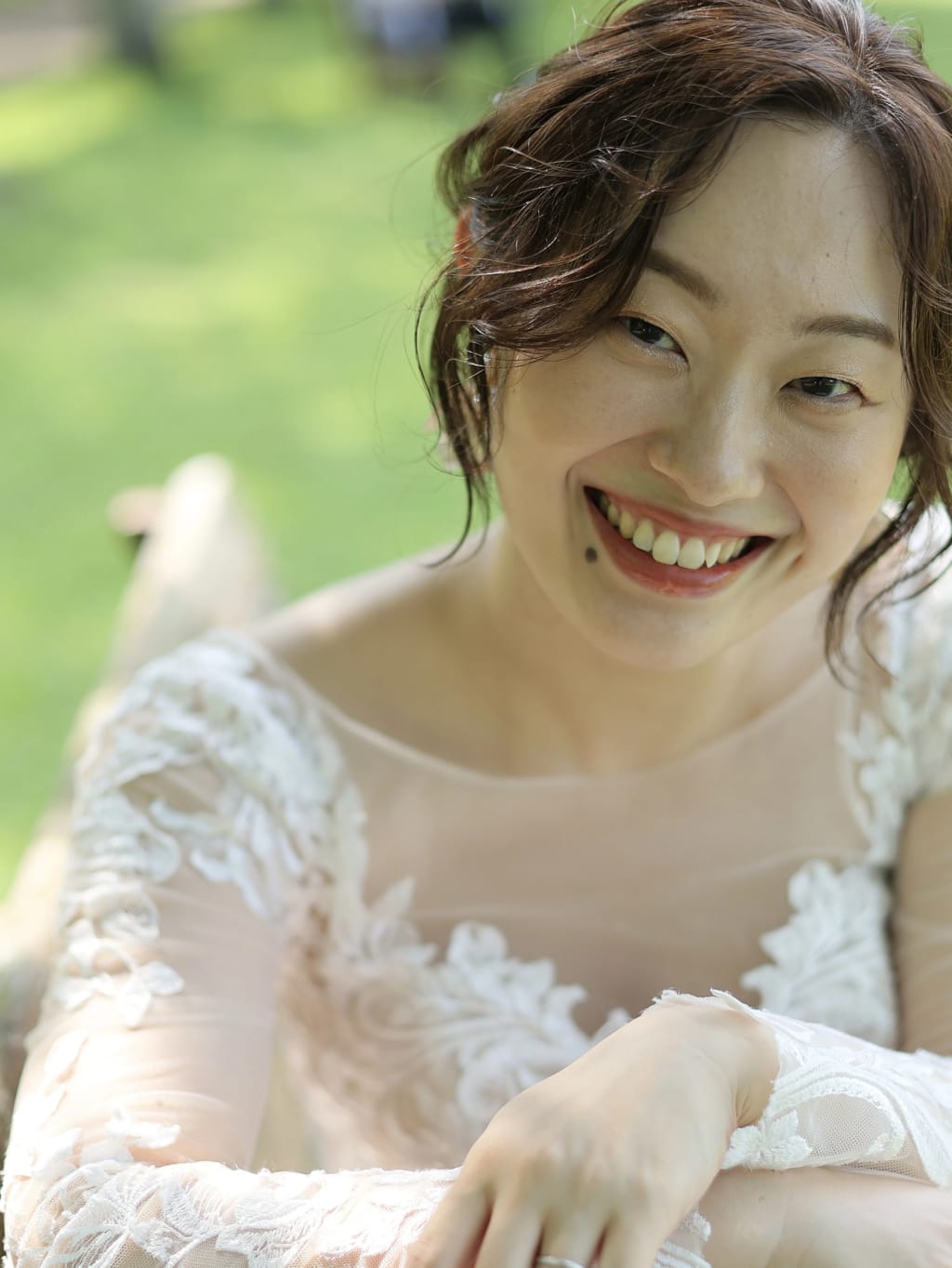 洋装ヘアスタイル | デコルテフォトグラフィー | 前撮り・フォトウェディング