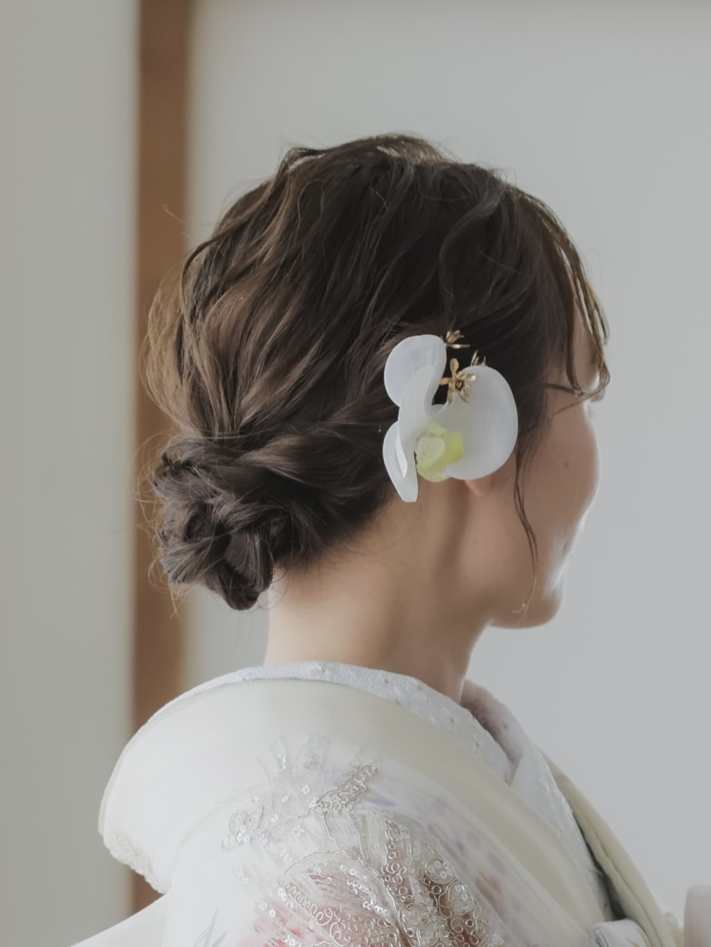 ふわふわミニシニヨン | デコルテフォトグラフィー | 前撮り・フォトウェディング