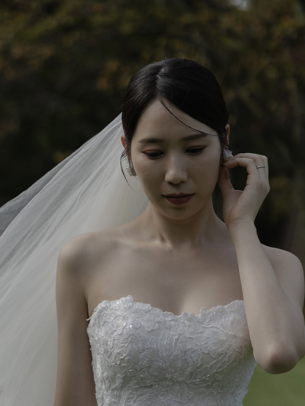 ツヤっとカチモリヘア | デコルテフォトグラフィー | 前撮り・フォトウェディング