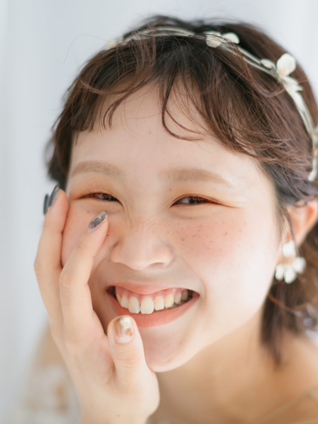 洋装ヘアスタイル | デコルテフォトグラフィー | 前撮り・フォトウェディング