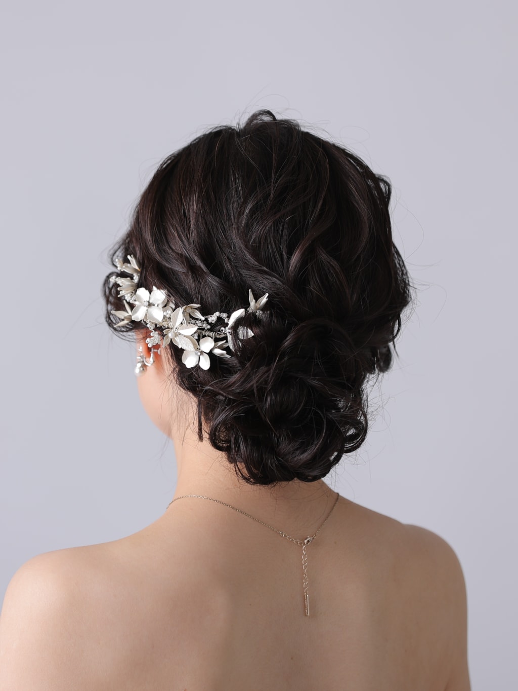 ゆるふわシニヨン | デコルテフォトグラフィー | 前撮り・フォトウェディング