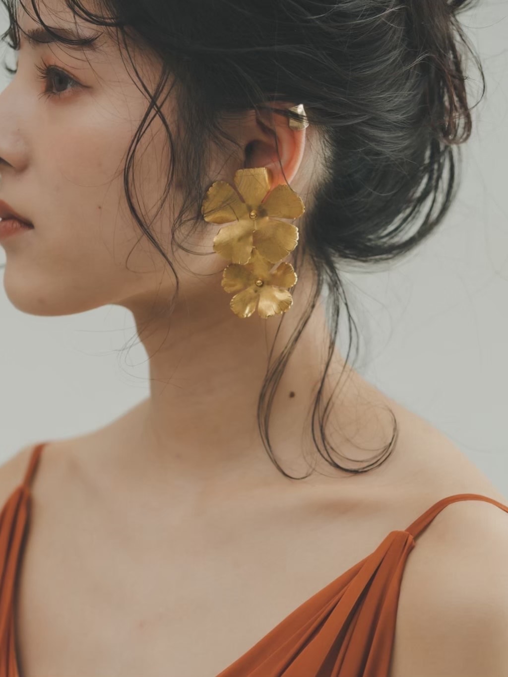 お団子ヘア | デコルテフォトグラフィー | 前撮り・フォトウェディング