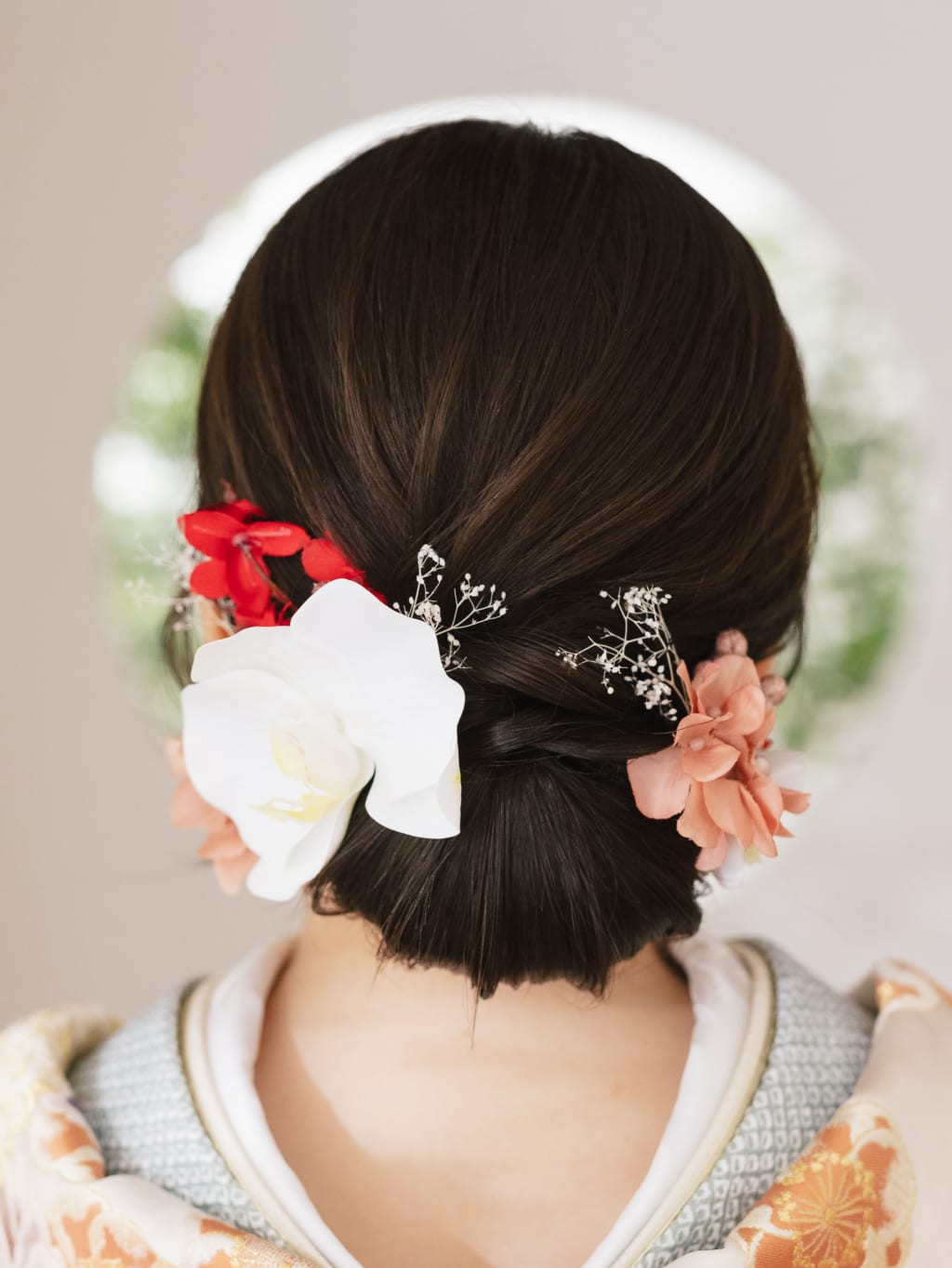 綺麗めシニヨン | デコルテフォトグラフィー | 前撮り・フォトウェディング