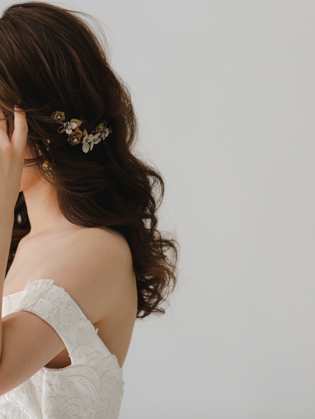 洋装ダウンスタイル | デコルテフォトグラフィー | 前撮り・フォトウェディング