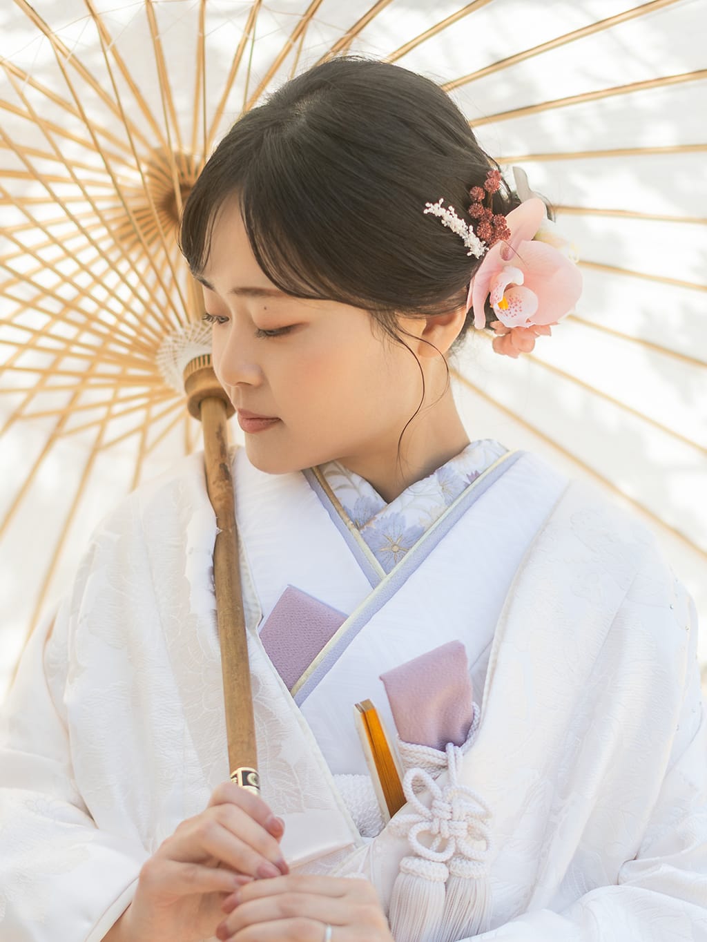 ナチュラルシニヨン | デコルテフォトグラフィー | 前撮り・フォトウェディング