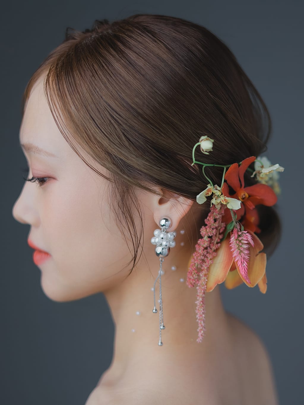 綺麗めシニヨン | デコルテフォトグラフィー | 前撮り・フォトウェディング