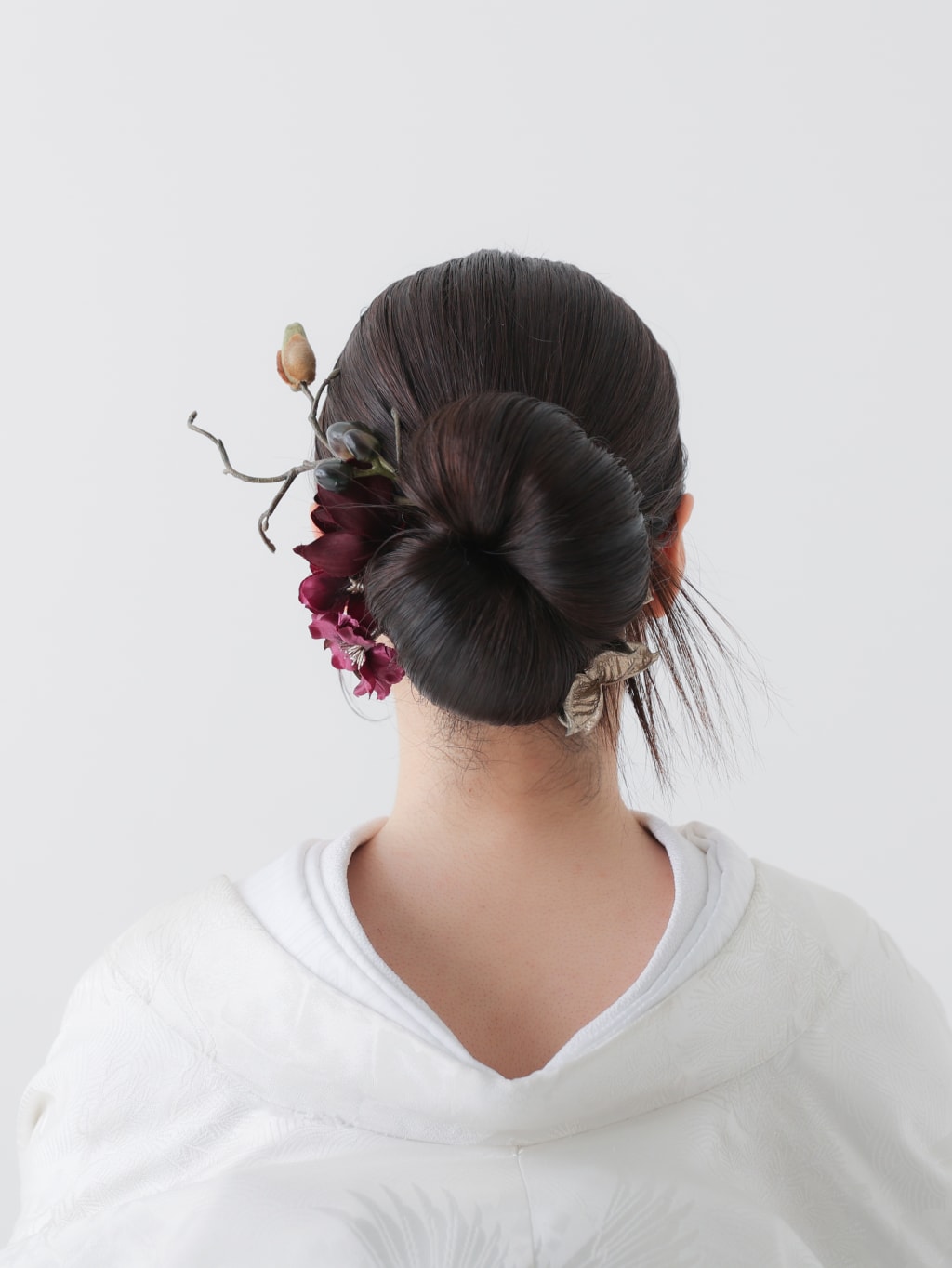 カチモリ×タイトシニヨン | デコルテフォトグラフィー | 前撮り・フォトウェディング