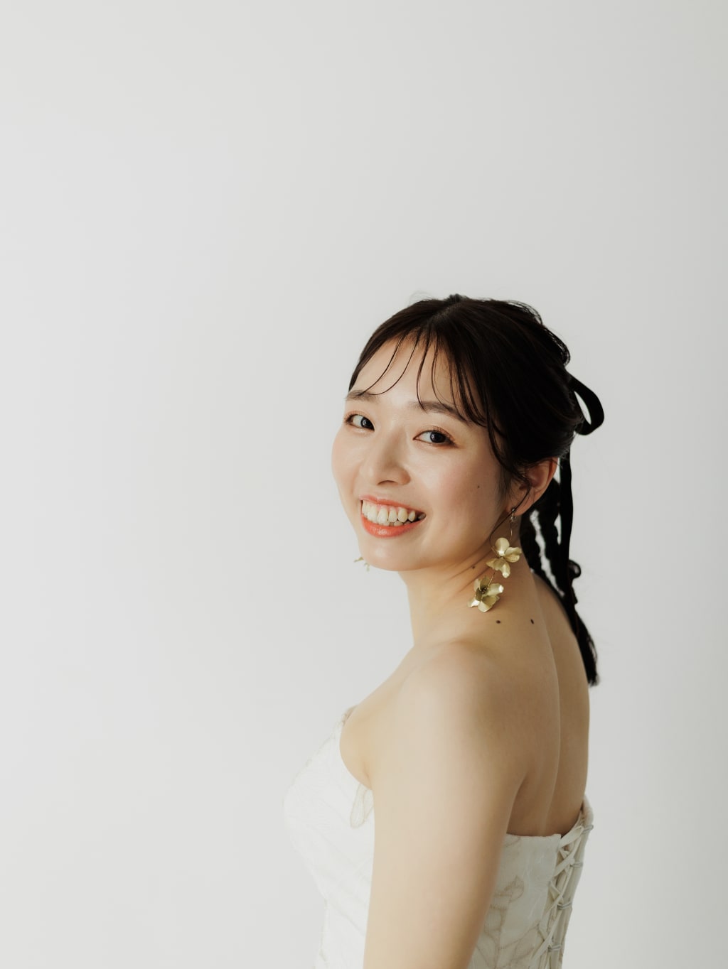 タイトツインポニー | デコルテフォトグラフィー | 前撮り・フォトウェディング