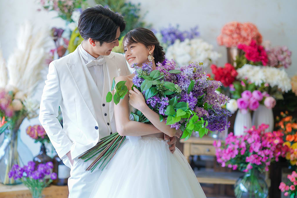 [ハウススタジオ]シャビーな空間でオシャレな洋装写真を