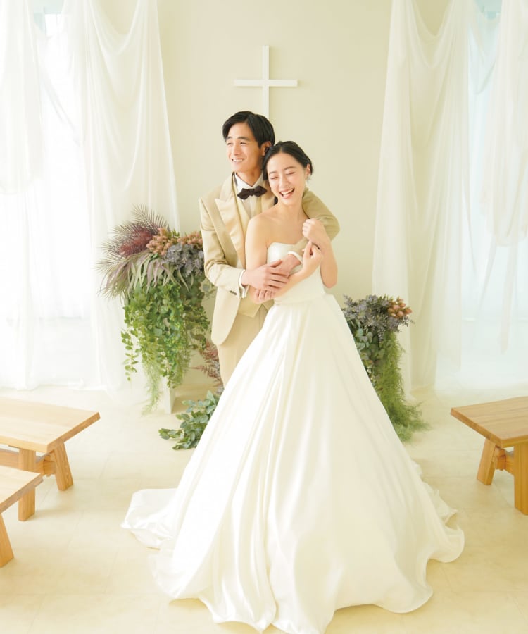 フォトウェディング・前撮り・結婚写真の専門スタジオ 【スタジオTVB 広島店】