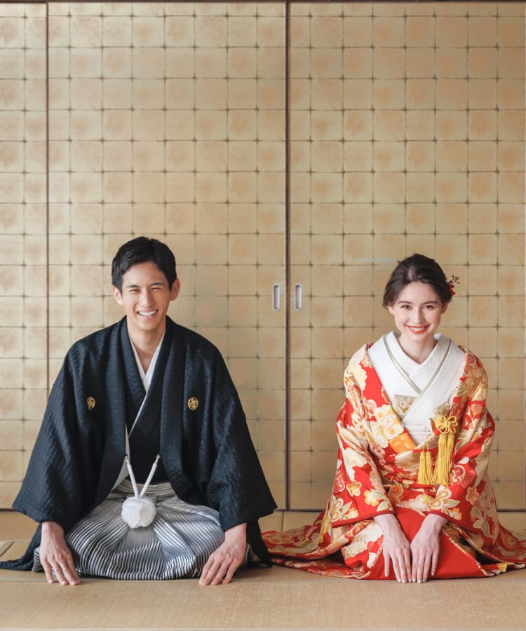 フォトウェディング・前撮り・結婚写真の専門スタジオ 【スタジオAN （アン）福岡・博多】屋内庭園　正座