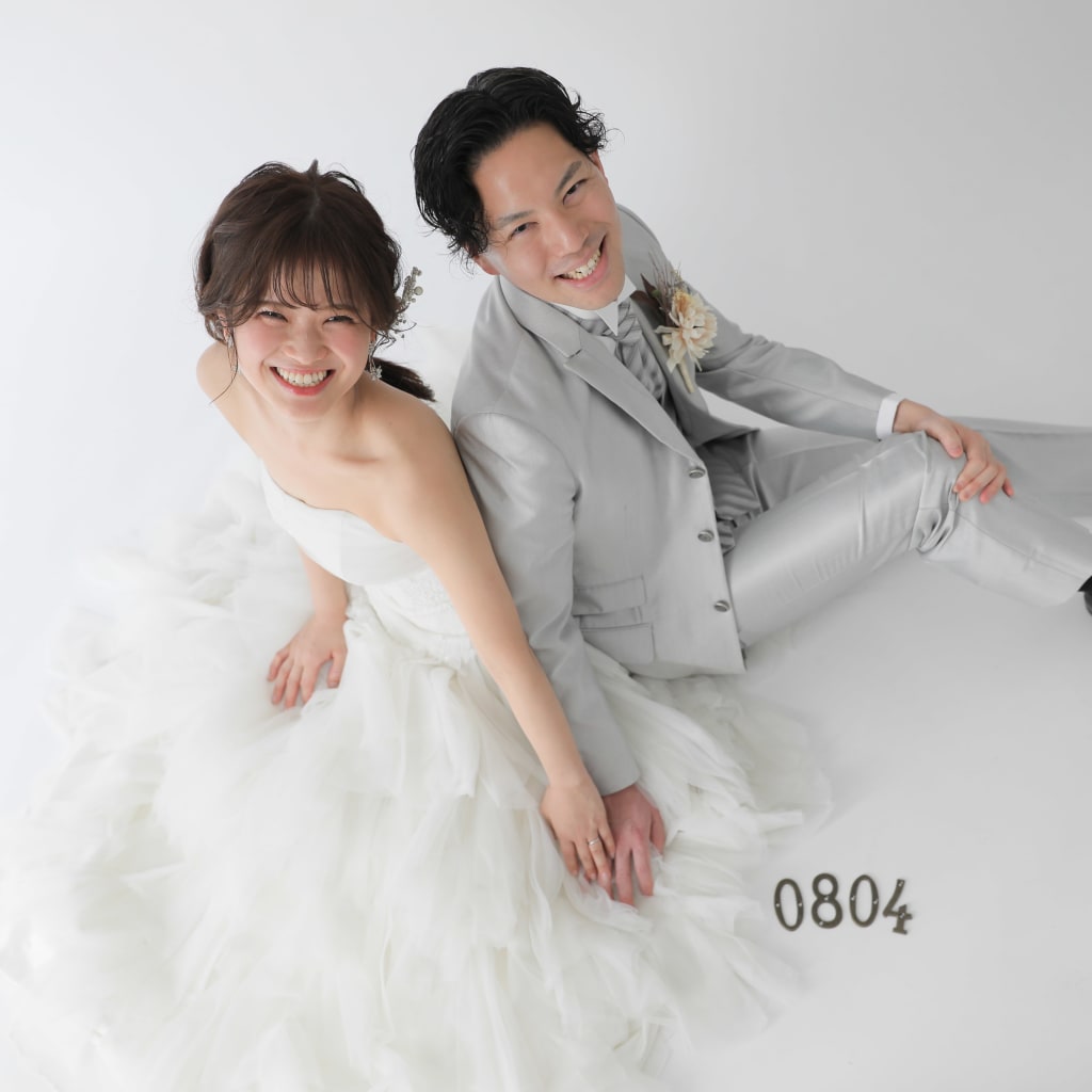 シンプルに洋装スタジオ撮影。