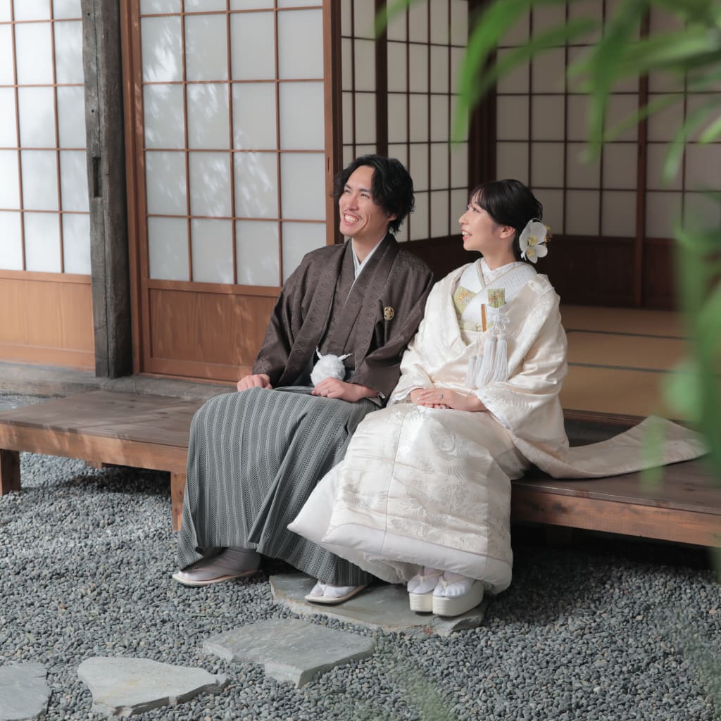 スタジオにある和庭園で和装撮影！
