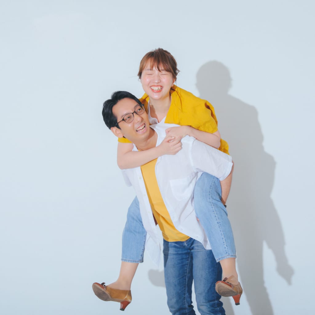 ハウススタジオでのドレス撮影に加えてエンゲージフォトも♪