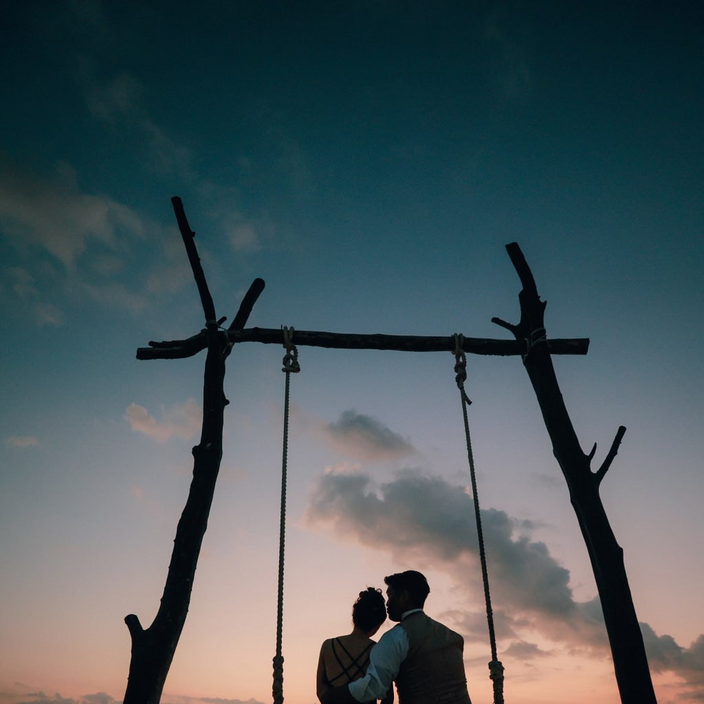 夕日ヶ浦で叶えるロマンチックな時間