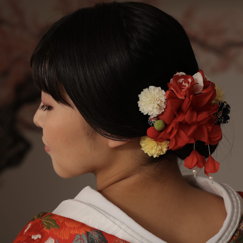 シンプルに大人っぽく