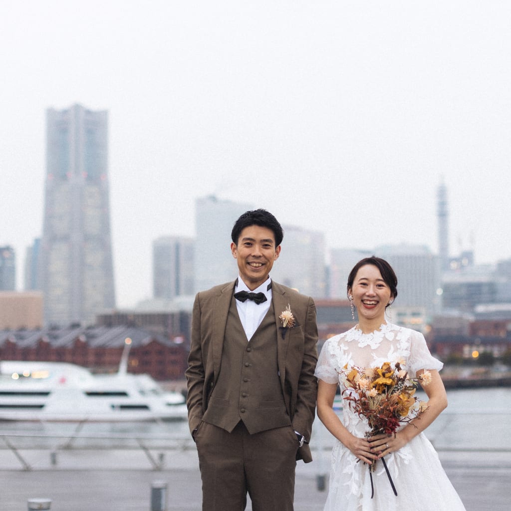 雨の日の大桟橋夜景