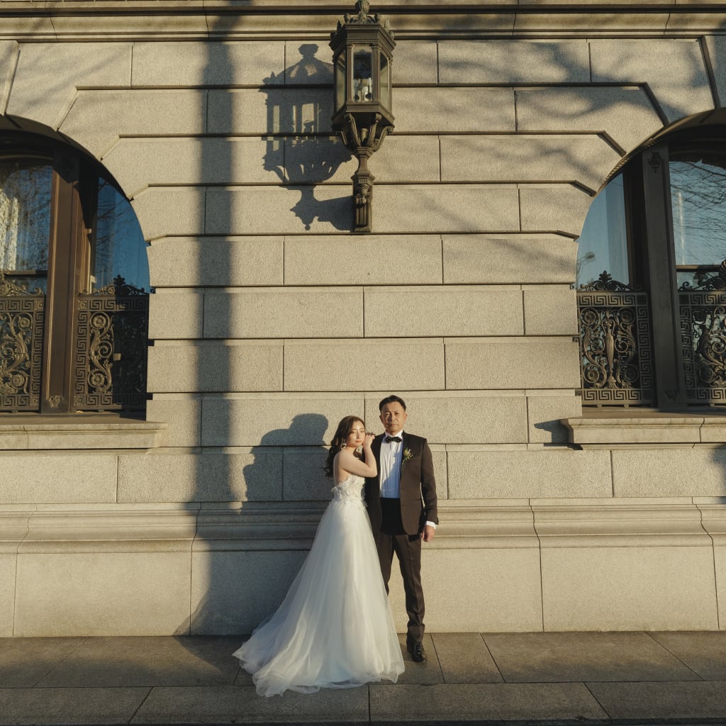  丸の内での洋装撮影