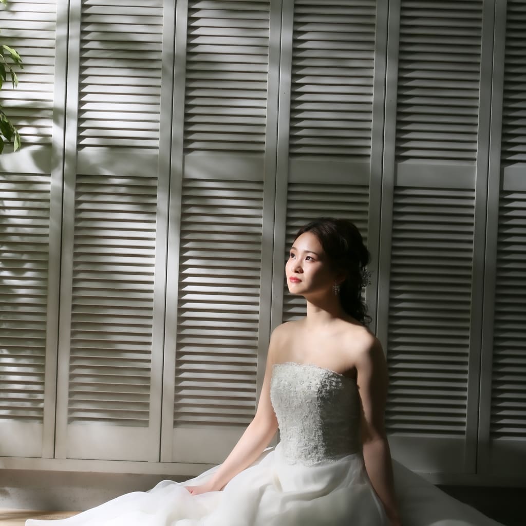 新宿店の洋装ハウススタジオでおしゃれに撮影 スタジオaqua 新宿店 前撮り フォトウェディング