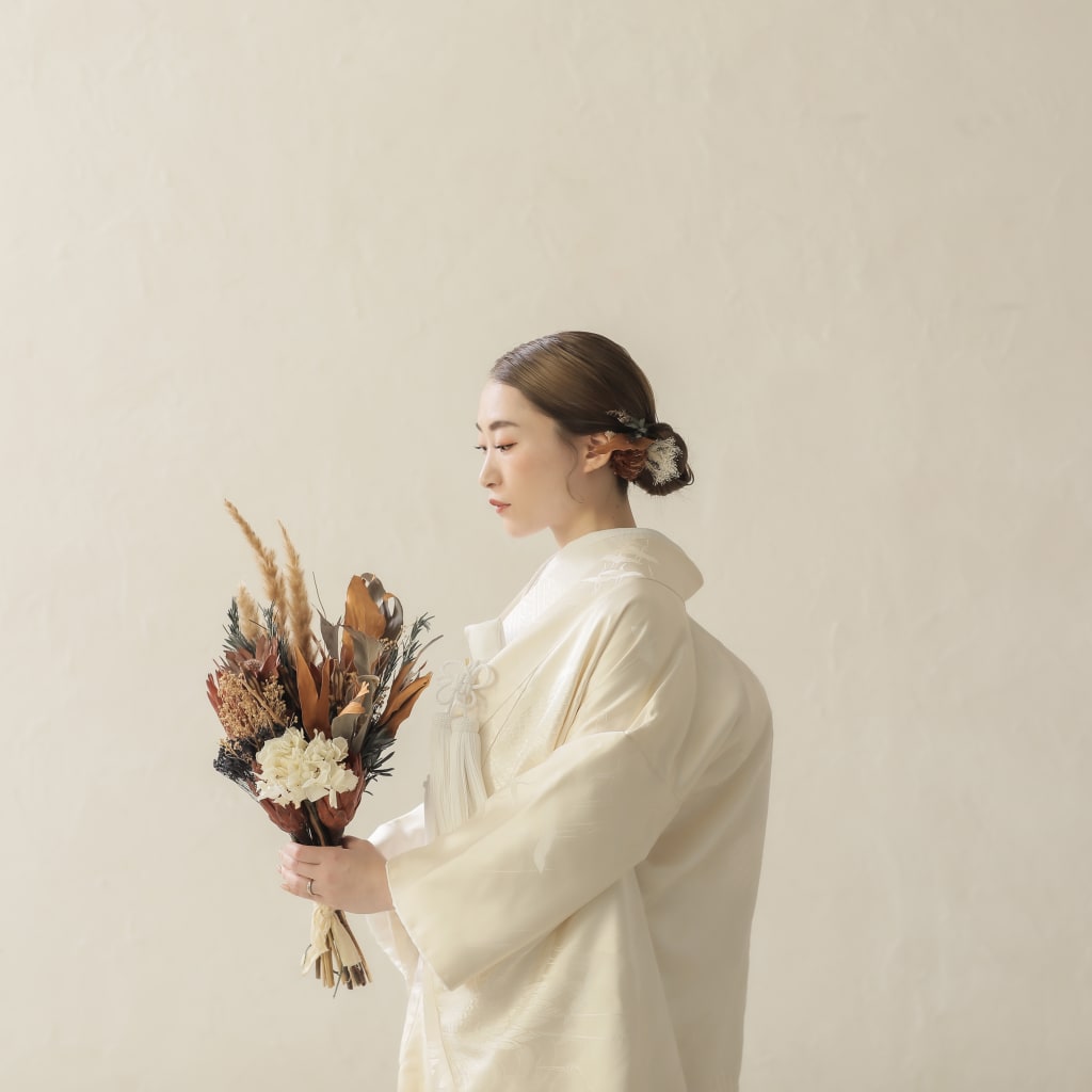 白無垢で和装ハウススタジオ