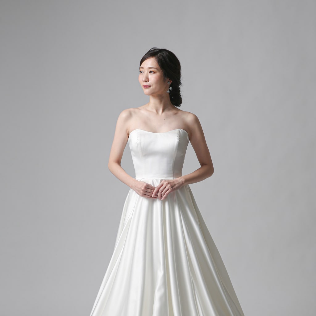 ウェディングドレスご紹介