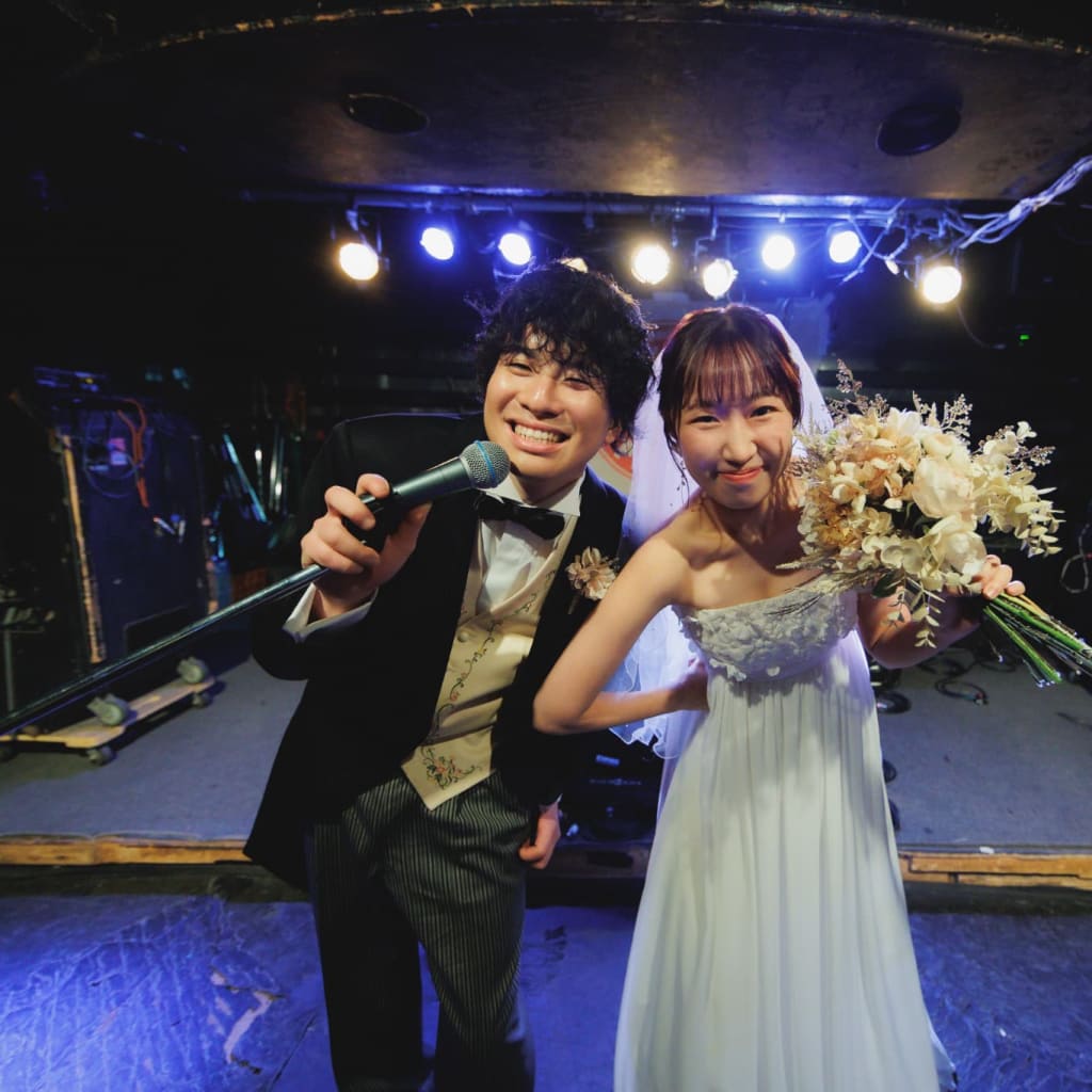 おふたり行きつけのライブハウスでの撮影