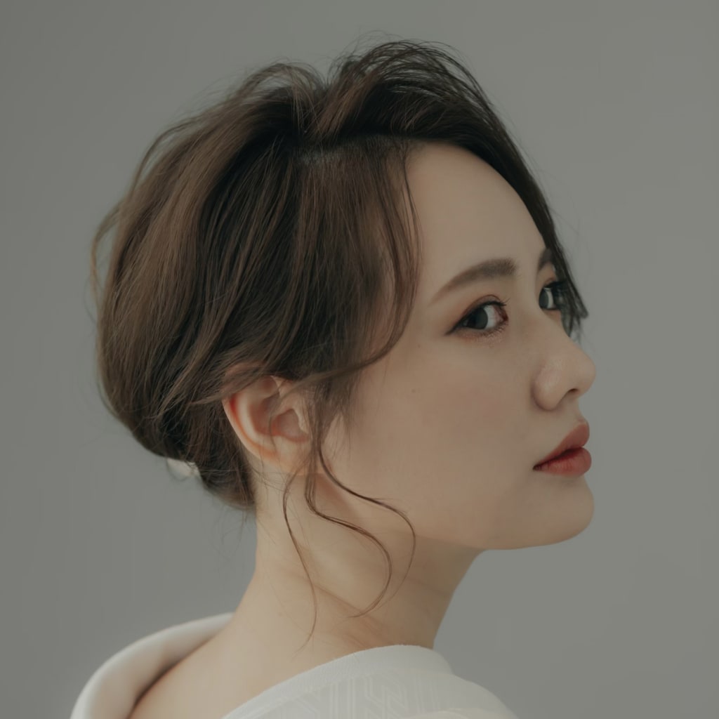 ルーズな夜会巻き