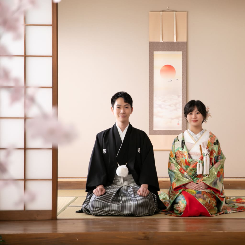 色打掛と白無垢の２着を着ちゃいませんか？