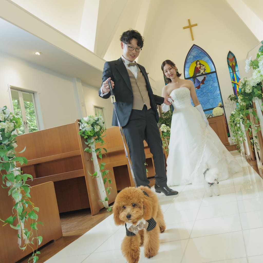 大切なペットと一緒に｜チャペルで残すフォトウェディング