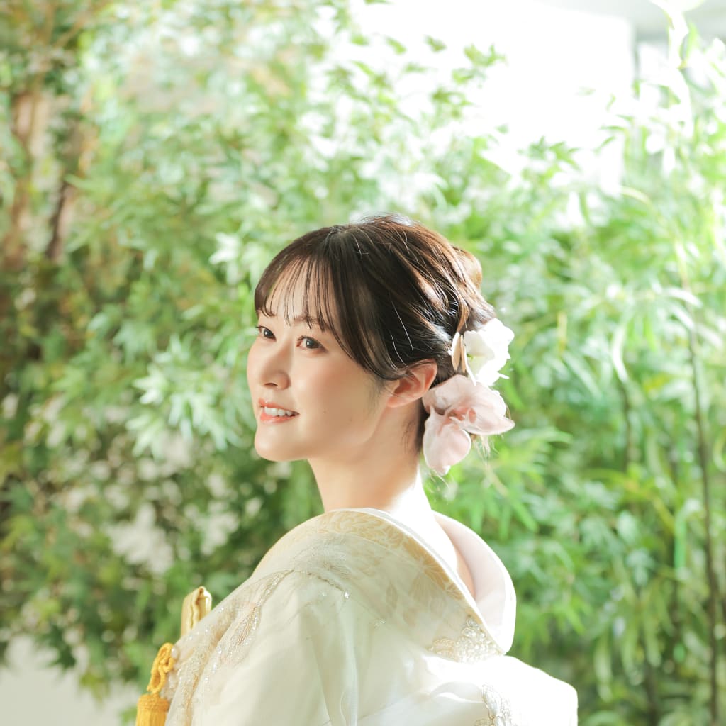 おしゃれなレース刺繍の打掛でスタジオ撮影♡　 photo　by　谷澤明美