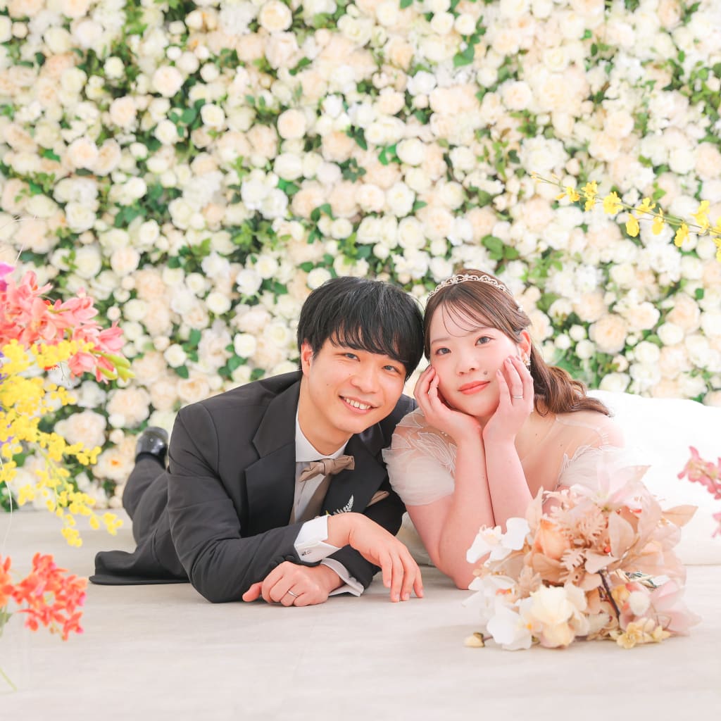 お花に囲まれるスタジオでhappyに　photo by 谷澤　明美