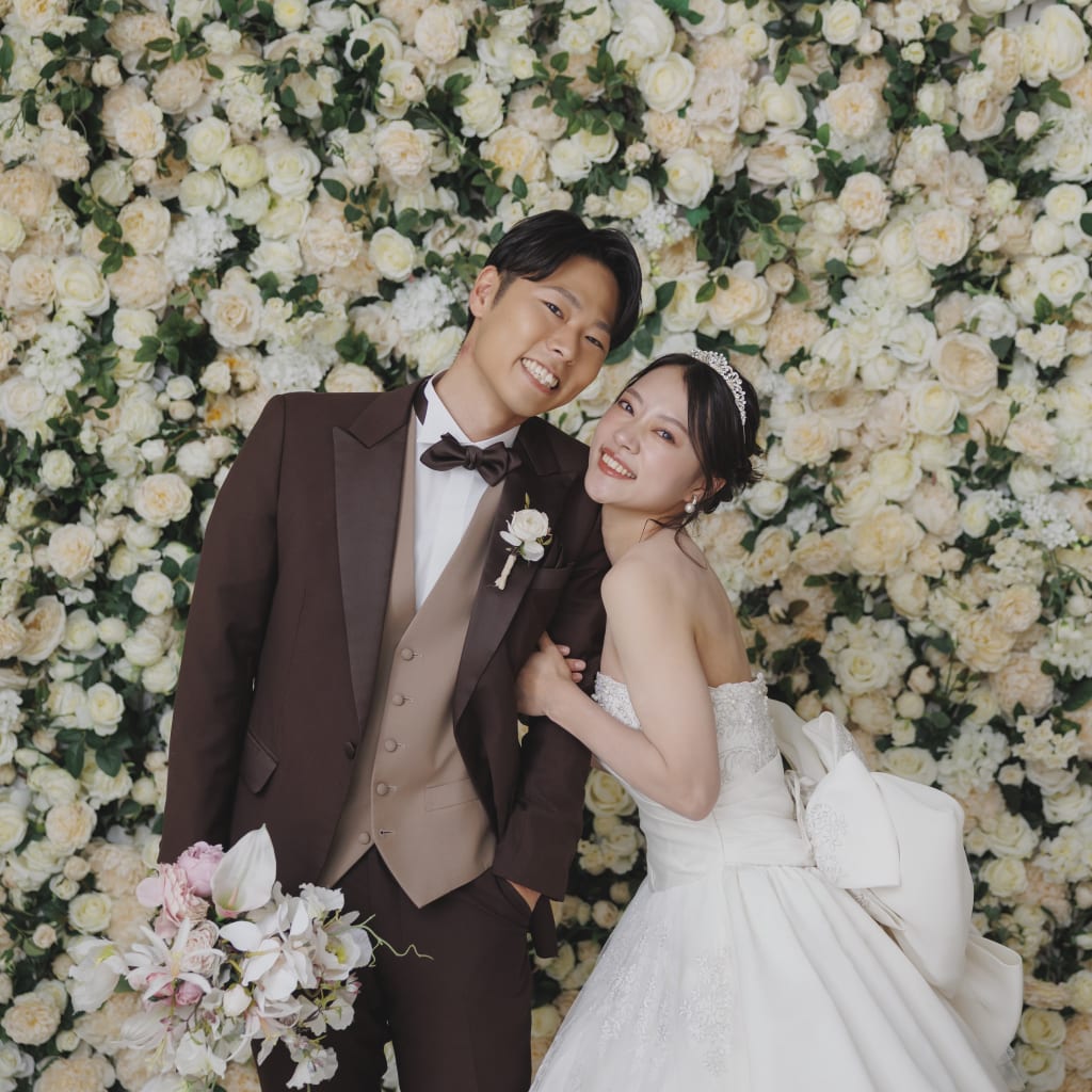 光とお花に包まれるハウススタジオ