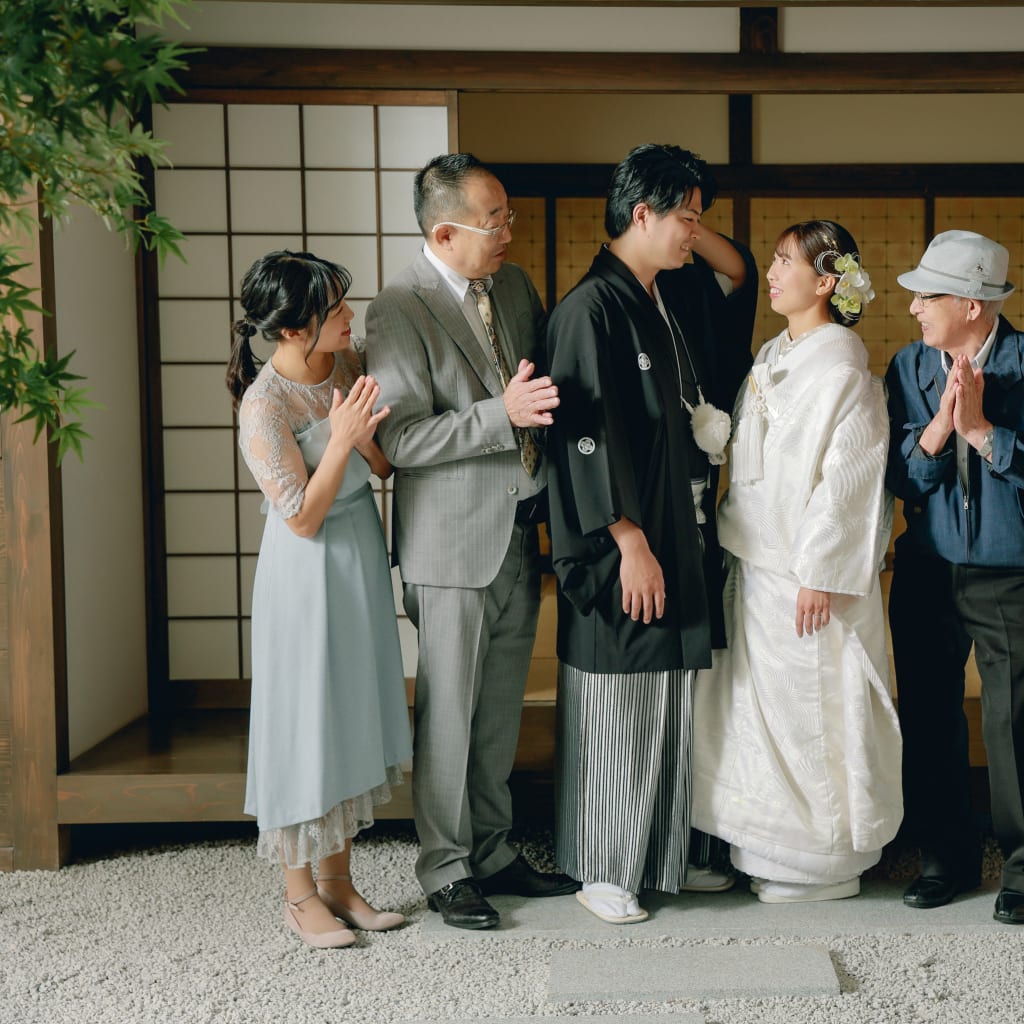 みなさん大集合♪【屋内庭園・八坂】でほっこり家族写真♪