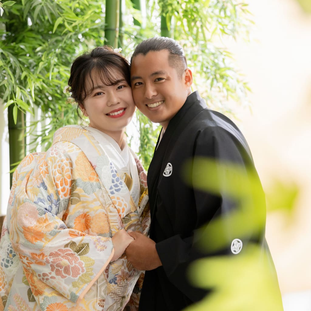 屋内庭園スタジオで笑顔いっぱいのお写真を