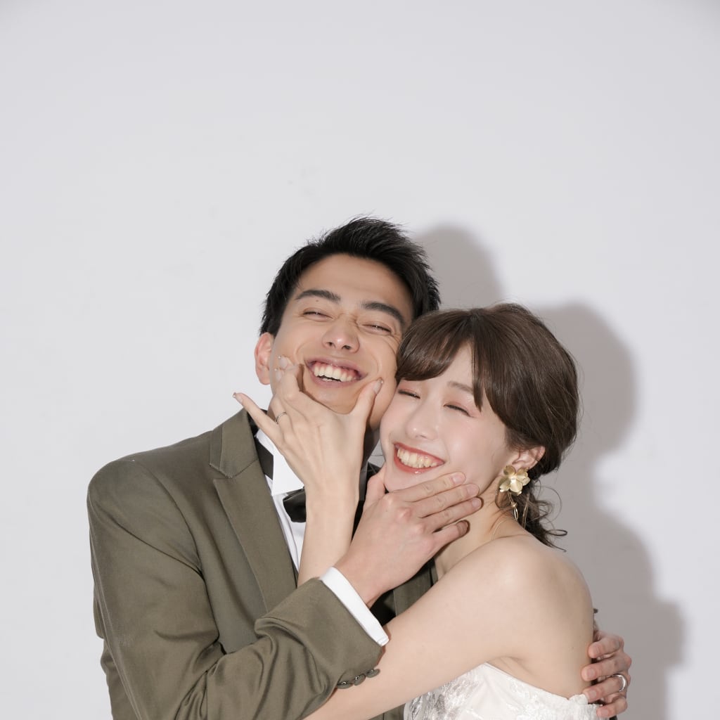 真っ白背景はお二人が主役！