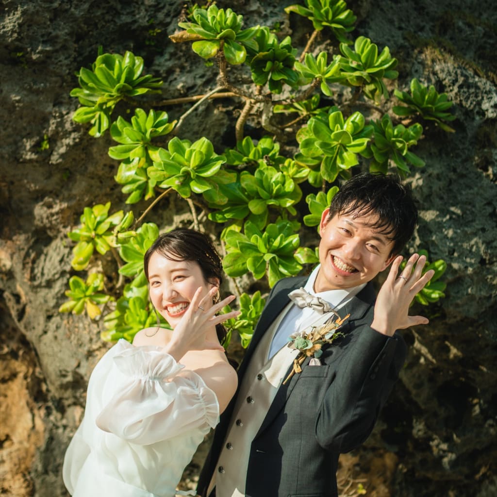  お2日の素敵な1日に密着♡爆風にも勝てるヘアメイクにも注目♡