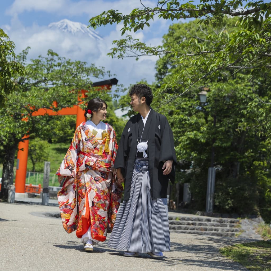 富士宮浅間大社で撮影する結婚写真