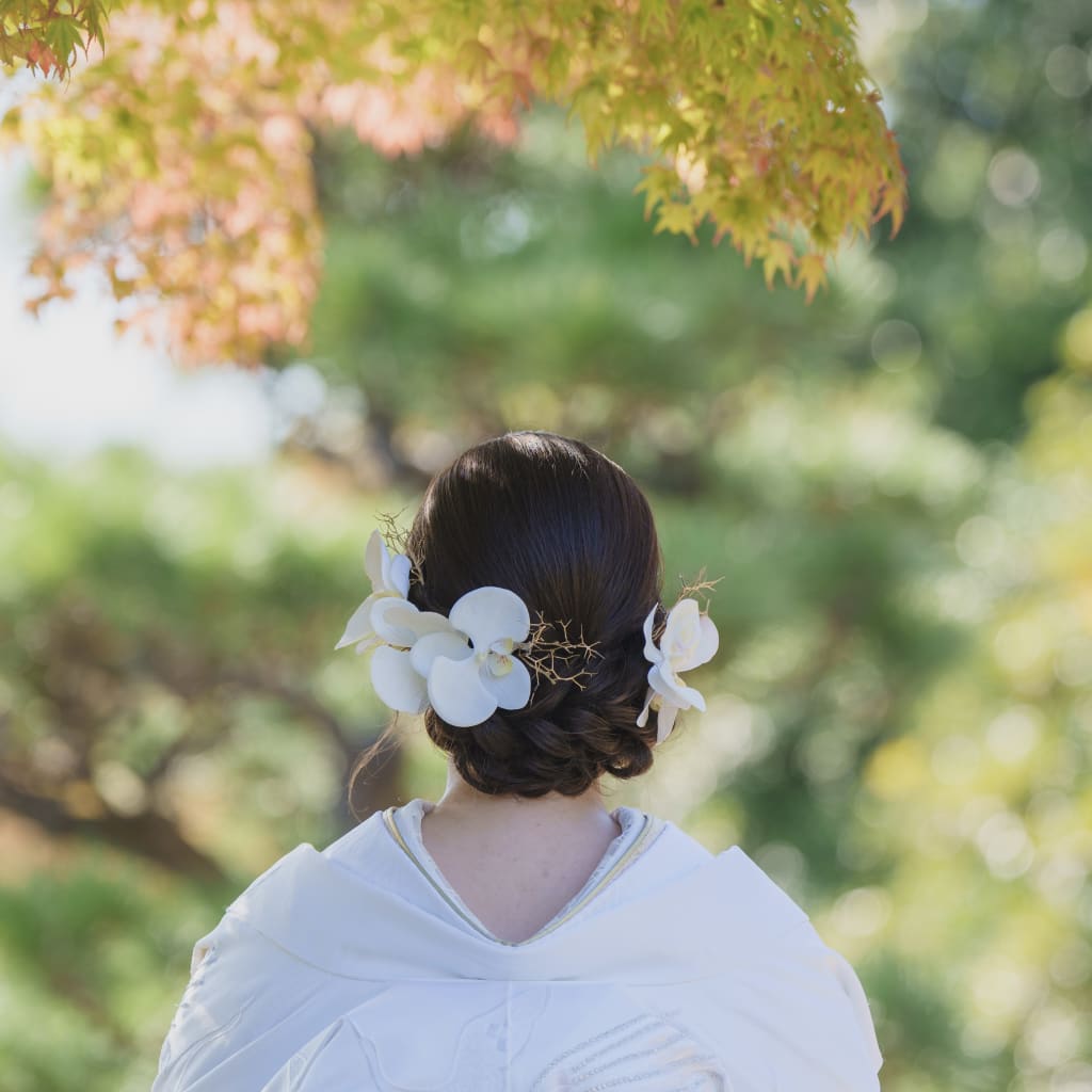胡蝶蘭を使ったヘアスタイルをご紹介🤍