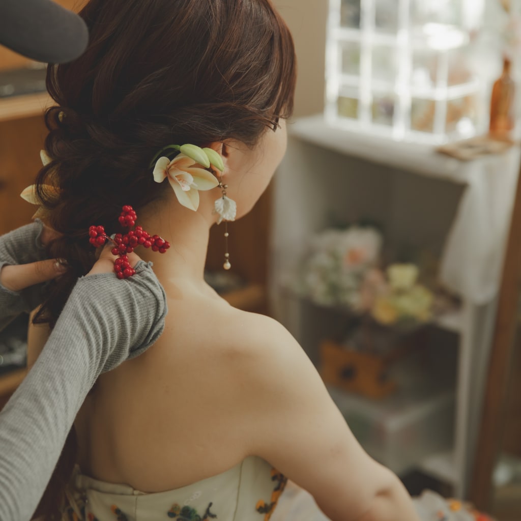 沖縄ならではのヘアメイク🌺
