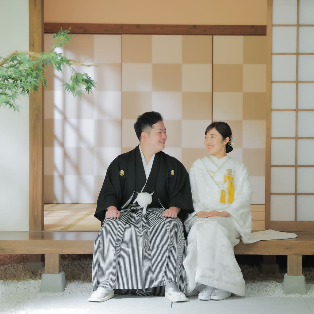 光差し込む屋内庭園スタジオ