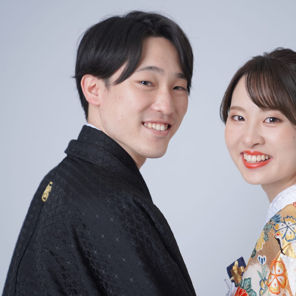 無地のスタジオで